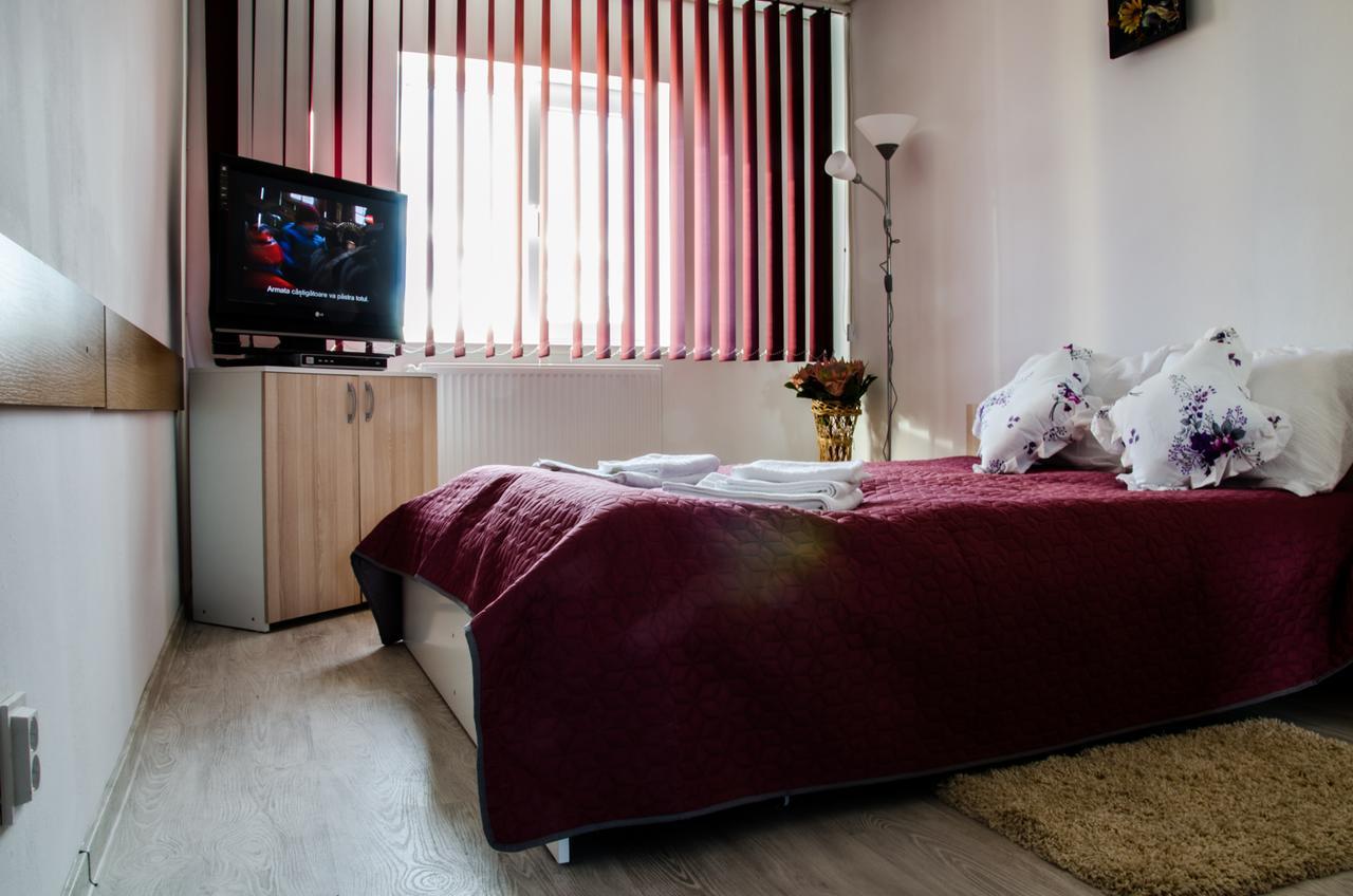 Georgibel Hotel Deva Eksteriør billede