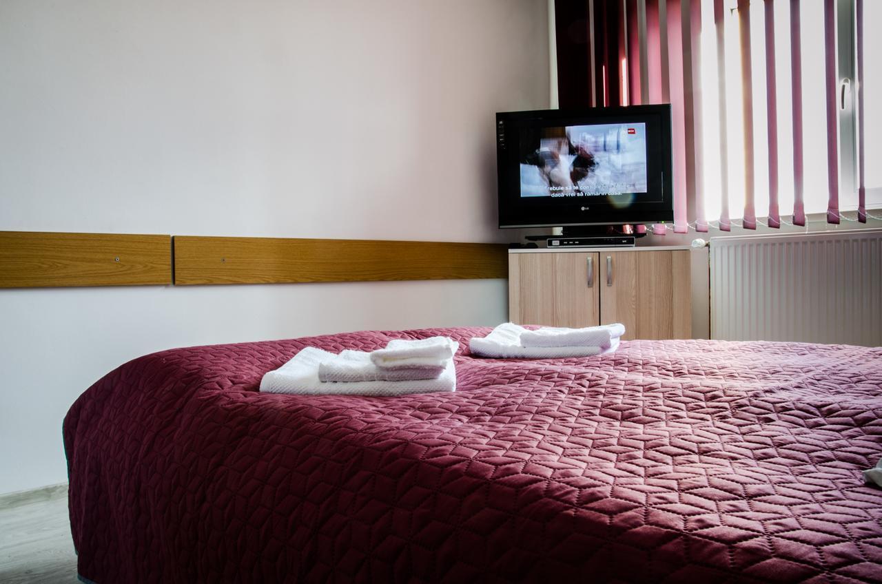 Georgibel Hotel Deva Eksteriør billede