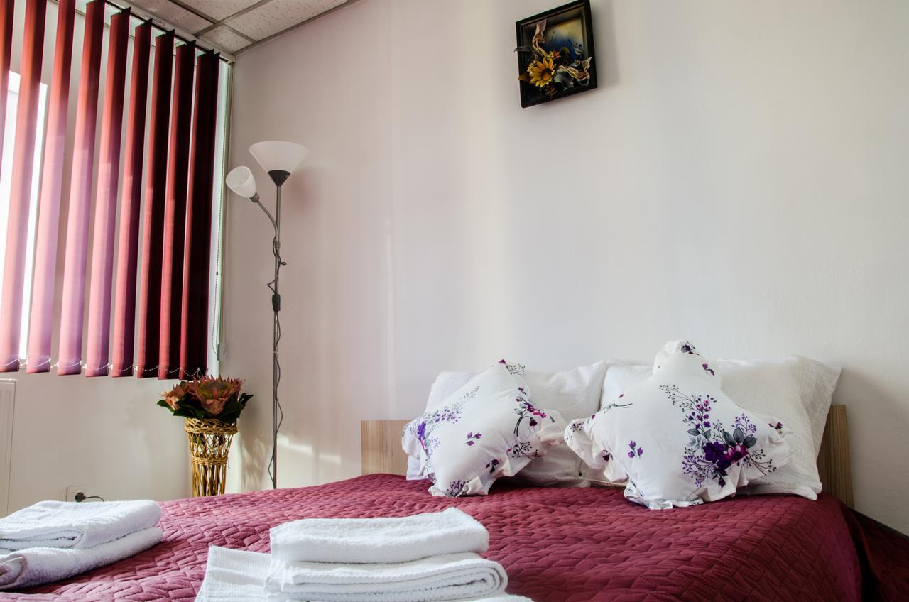 Georgibel Hotel Deva Eksteriør billede