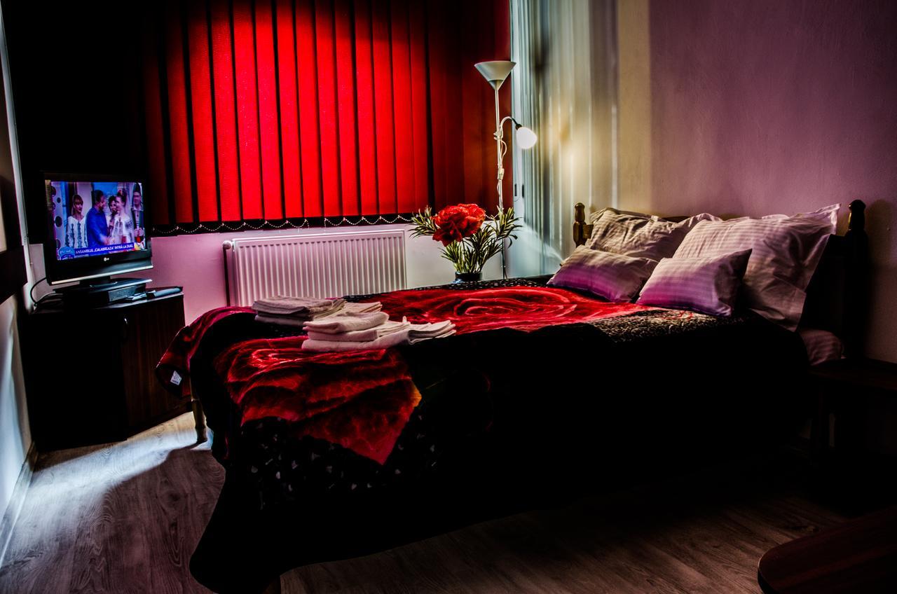 Georgibel Hotel Deva Eksteriør billede
